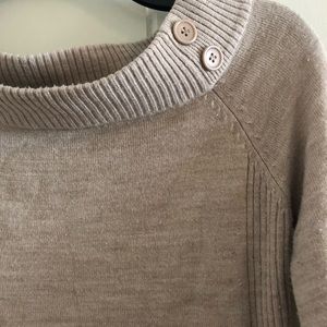 Cozy light brown sweater